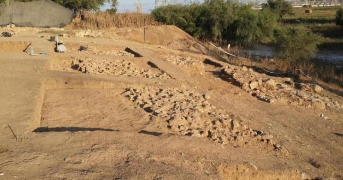 Uncovered walls and gate, Tel Zafit National Park, Israel (Archaeology )