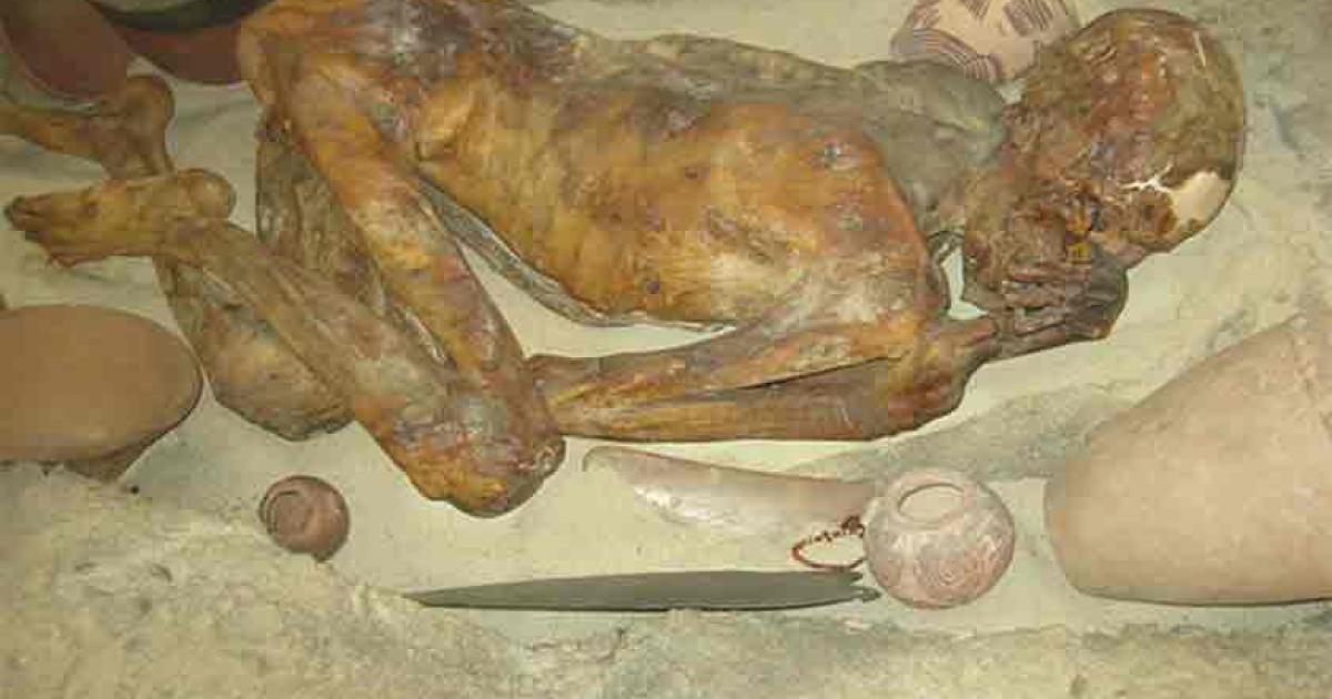 A mummified body of the Gebelein man in the British Museum. Source: Jack1956/CC BY-SA 3.0
