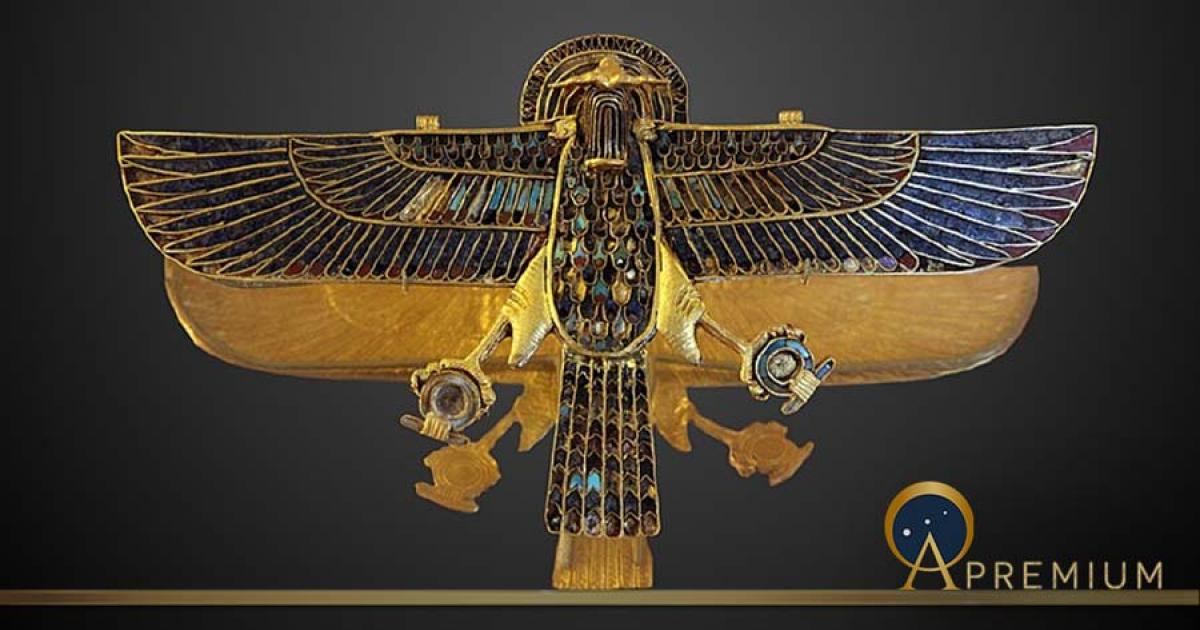 Ram-headed falcon amulet, gold, lapis lazuli, turquoise and carnelian. (1254 BC) Department of Egyptian Antiquities of the Louvre (Rama/ CC BY-SA 3.0)
