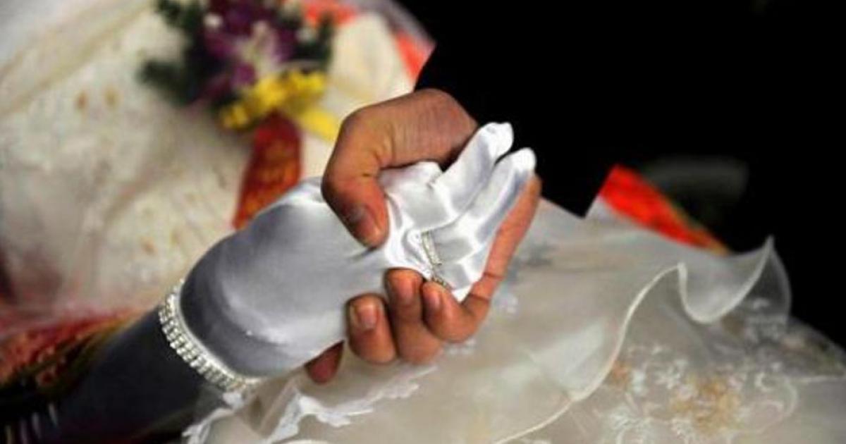 A man marrying a deceased woman in China 