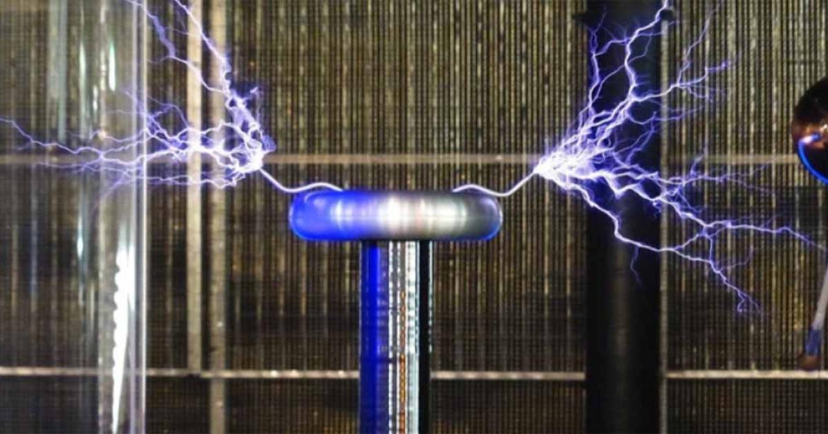 Flash Tesla coil experiment. Source: Public Domain