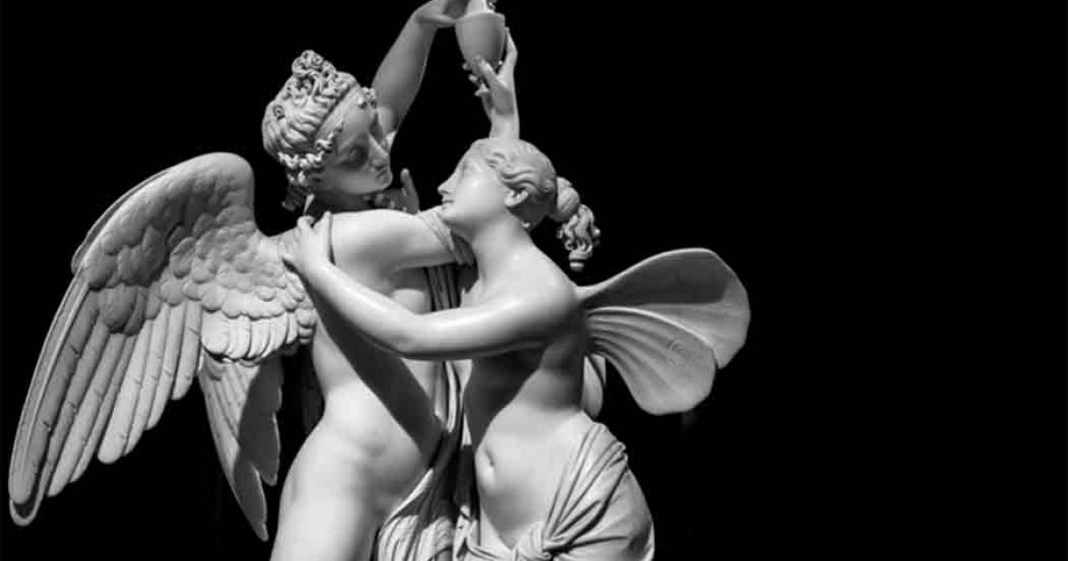 Cupid and Psyche (Amore e Psiche) - symbol of eternal love, by sculptor Giovanni Maria Benzoni. Source: Paolo Gallo/Adobe Stock
