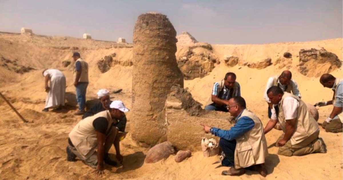 Archaeologists at the Saqqara site where the blocks of halloumi cheese were discovered. Source: Ministry of Antiquities