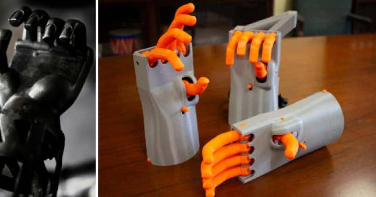Left, 15th century prosthetic hand, and right; 3D printed replica.