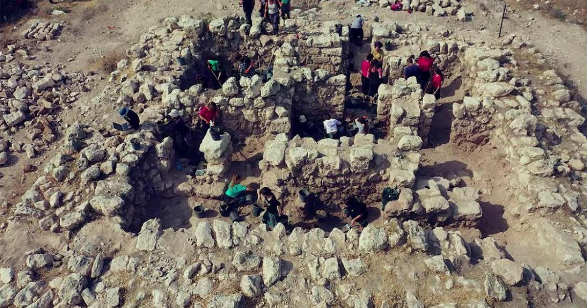 A bird’s eye view of the Seleucid Hellenistic fortress burnt to the ground by Jewish freedom fighters nearly 2,000 years ago!     