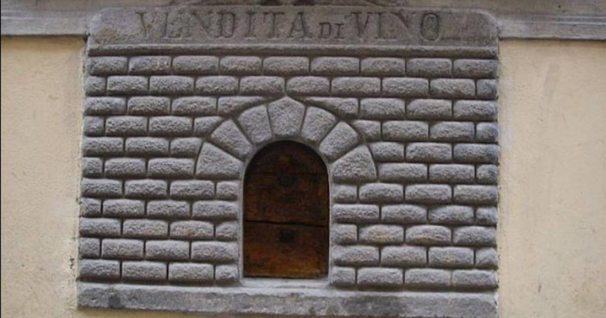 Historic Wine Windows in Florence.	Source:	sailko/CC BY-SA 3.0