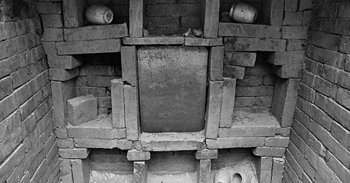 The rear wall of the coffin chamber in née Wu's tomb. Image: Chinese Cultural Relics