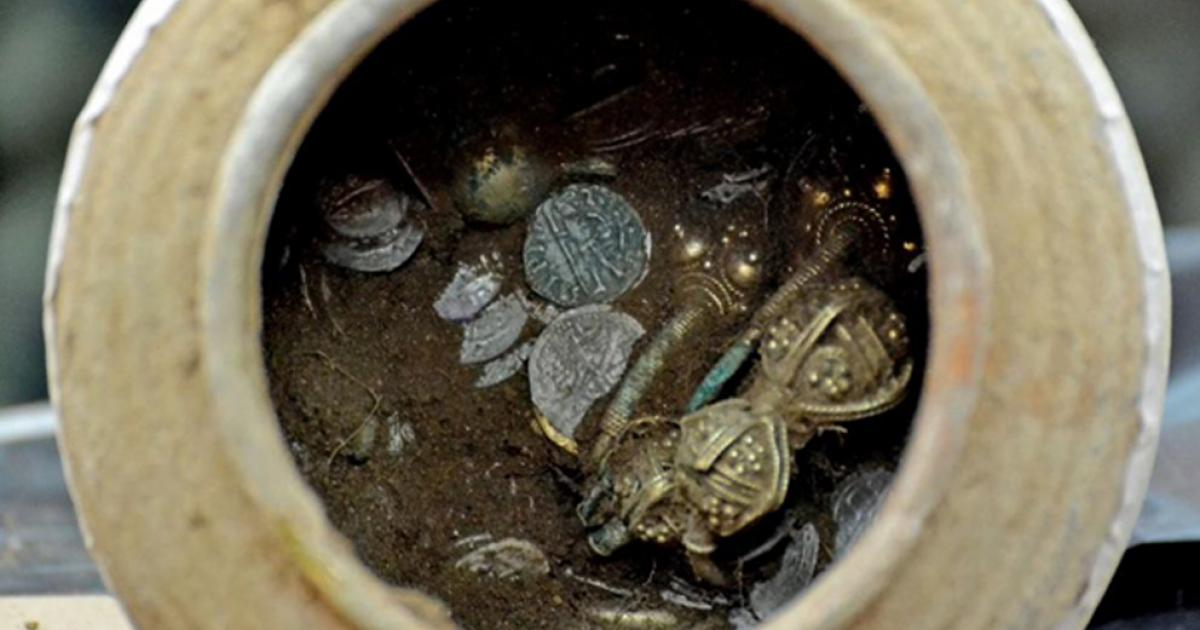 Clay pot full of coins and precious metal objects found at Kaliakra fortress