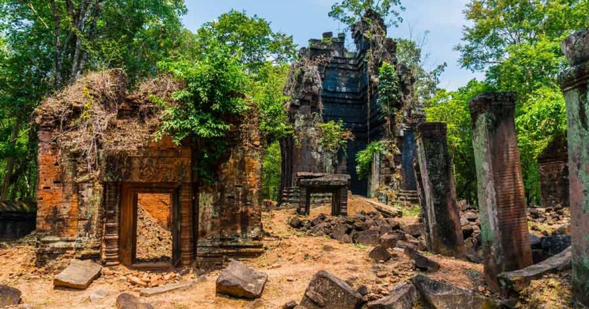 Khmer artifacts have been looted all over Cambodia, here a looted scene of Koh Ker, Siem Reap, Cambodia. 	Source: YukselSelvi/Adobe Stock