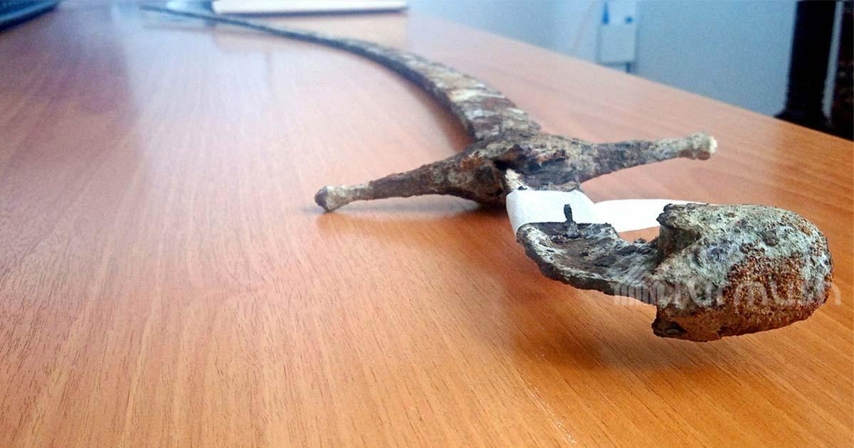 Medieval saber sword found in Kyrgyzstan. Source: Siyatbek Ibraliev / Turmush