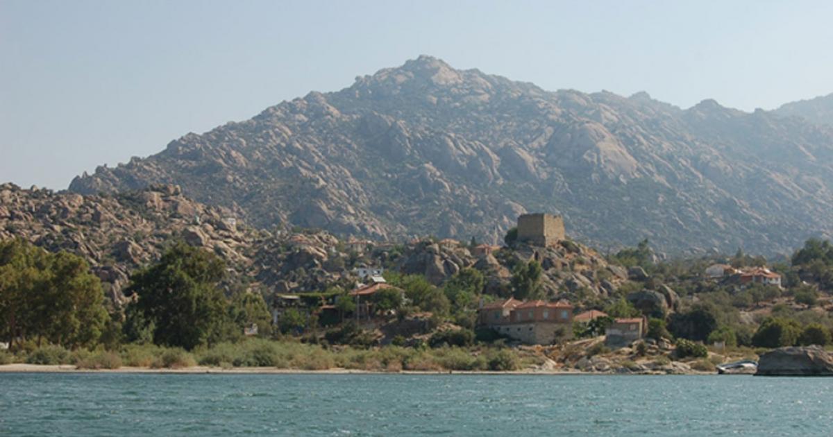 Herakleia Under Latmos: A Prosperous City of the Past and its Mystical Connection with the Moon