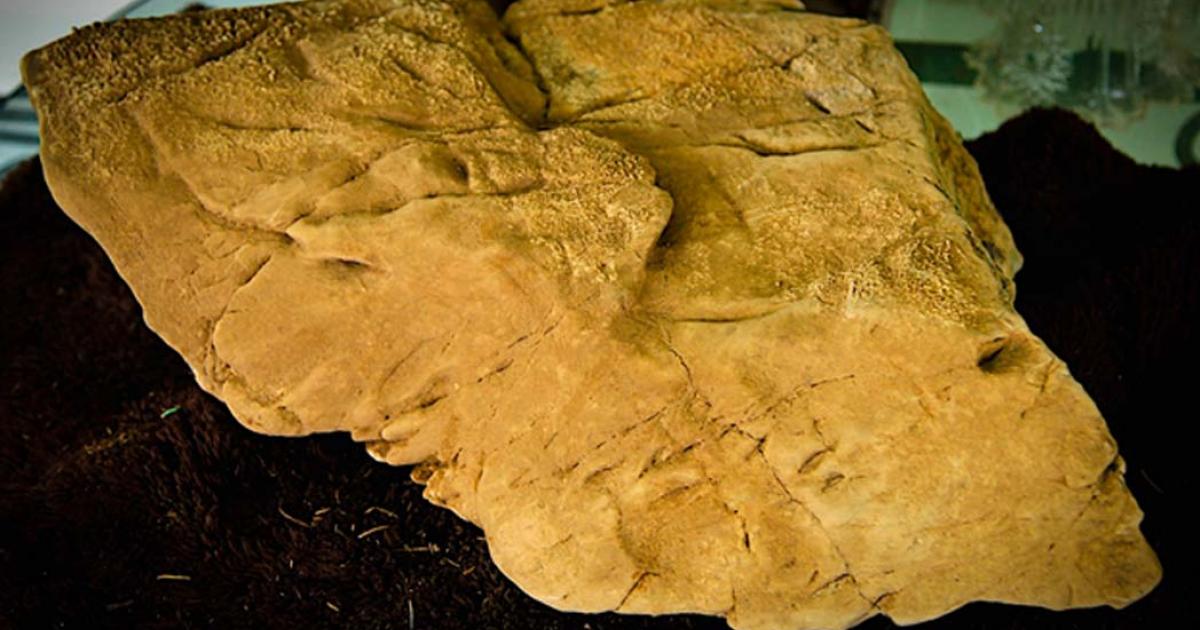 The Lost Artifacts of Clover Hollow - Definite Proof of an Ancient Civilization or Just a Pile of Rocks?