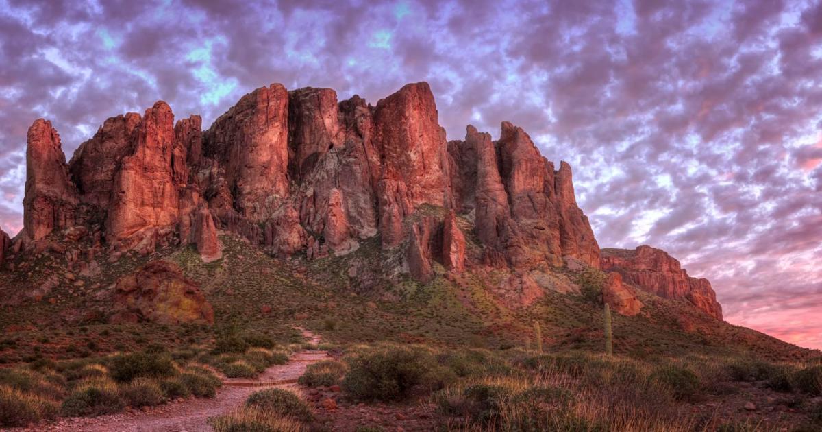 Searching for the Gold of the Lost Dutchman Mine in the Superstition Mountains