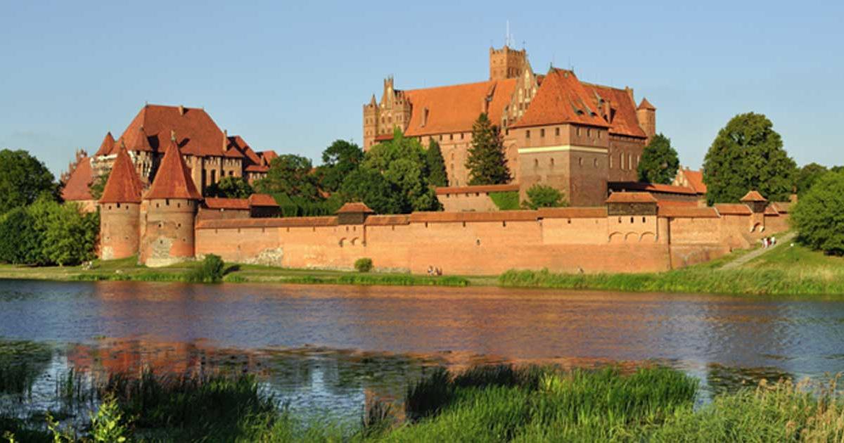 Picture taken in Malbork after Wikimania 2010 conference. Panorama of Malbork Castle. 