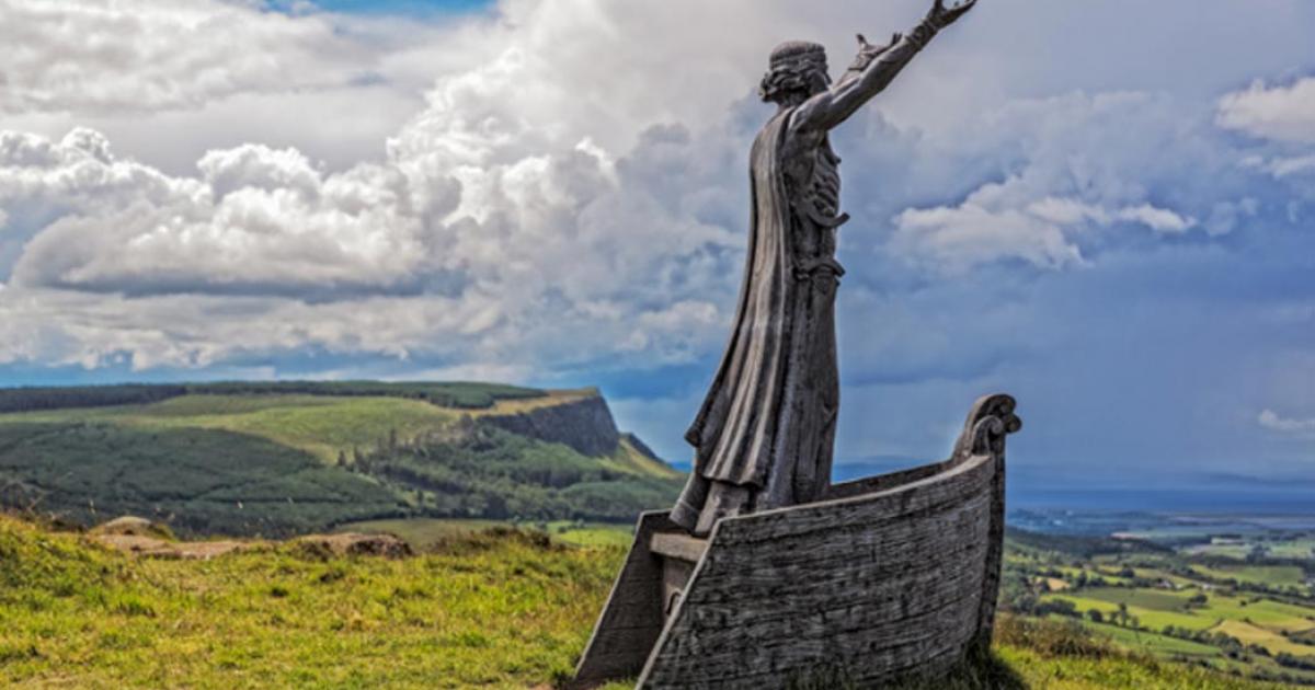 Manannán mac Lir sculpture by John Sutton at Gortmore, Magilligan, County Londonderry (2014). 