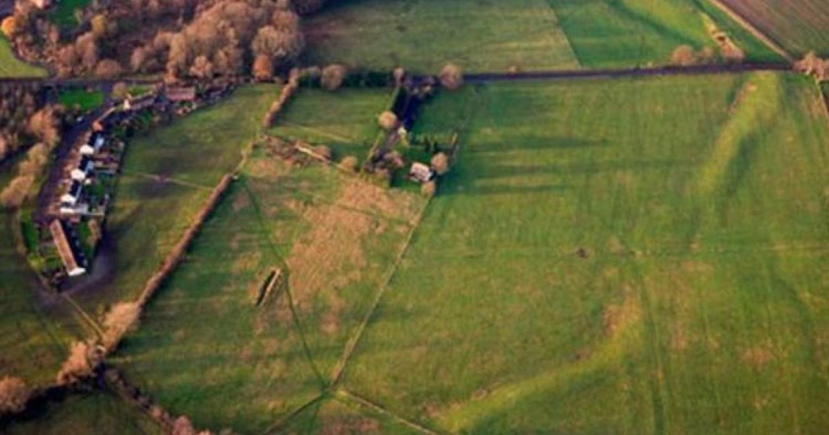 The site of Marden Henge in Wiltshire (Snip View)