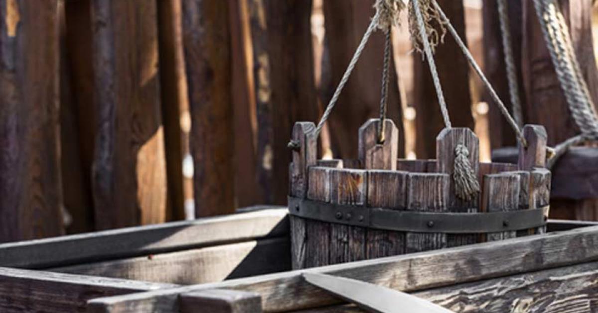 A War That Pail-s in Comparison to Any Other: The Medieval Bucket War