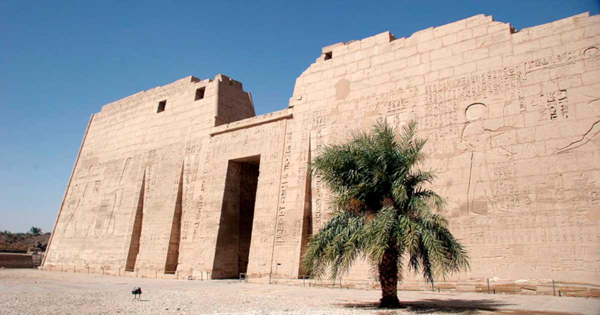 Mortuary Temple of Ramesses III. Source: Asta/Public Domain