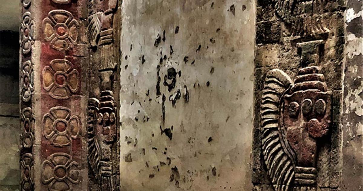 The never seen before Mesoamerican mural minerals of cinnabar and hematite found in this early Teotihuacan mural. The distinctive reds on the left side of this image are especially noteworthy.            Source: Denisse Argote Espino / INAH