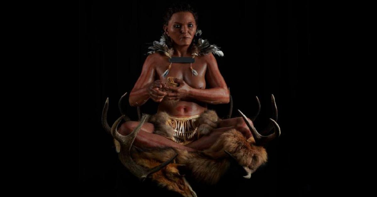 Seated Mesolithic woman was likely a shaman.         Source: © Gert Germeraad/Trelleborgs Museum
