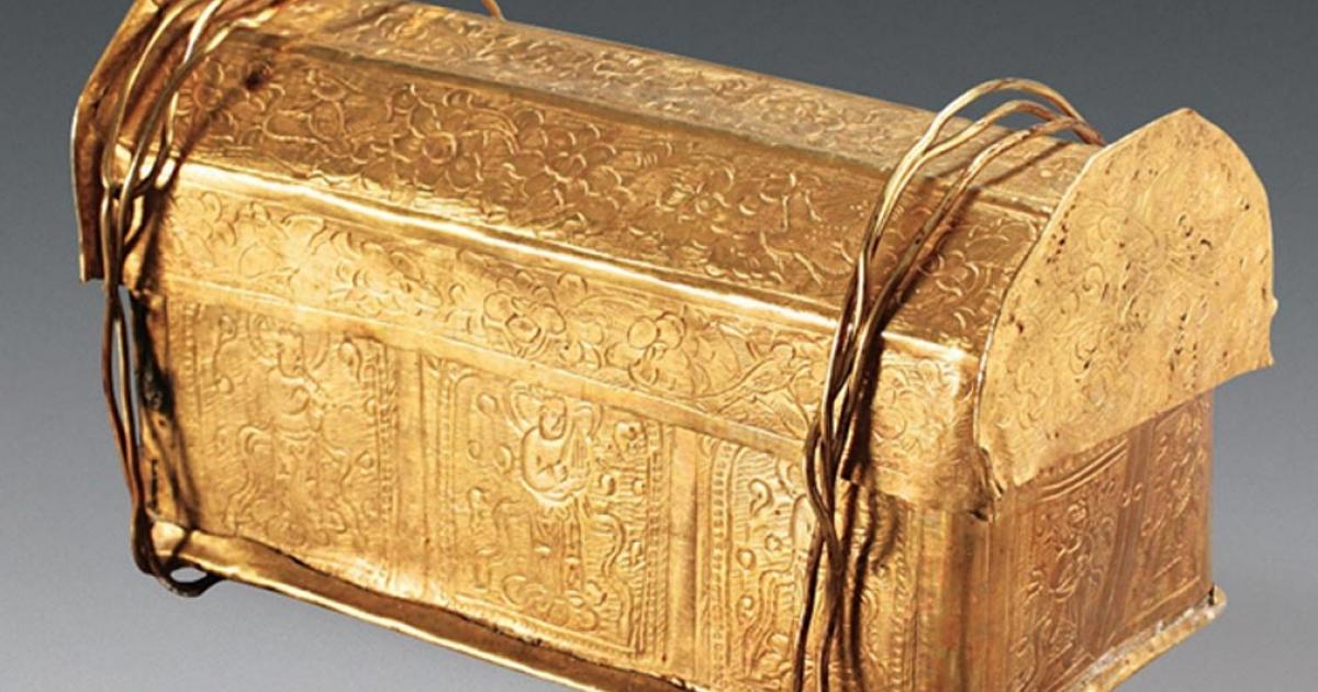 Mini Golden Coffin Found in Crypt May Hold Skull Bone of Buddha