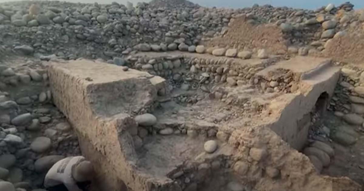 The unearthing of the U shaped Miraflores stone temple in Huaral, Peru. Source: Global News/ YouTube Screenshot