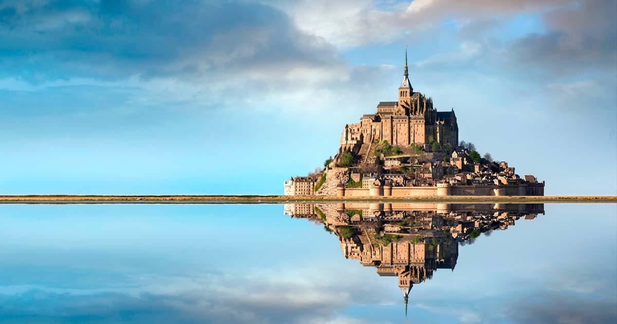 Mont Saint-Michel, Normandy, France. Source: PUNTOSTUDIOFOTO Lda / Adobe Stock.