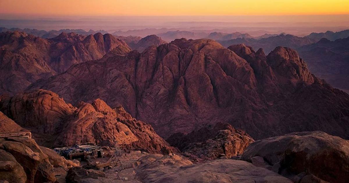 Mountain of God: Where was the real Mount Sinai, and the Location of the Ark of the Covenant?