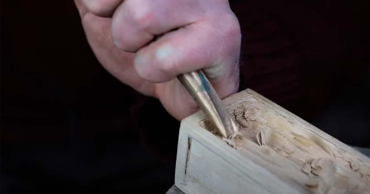 Bronze Age gouge, Must Farm. Source: AncientCraftUK / YouTube Screenshot.