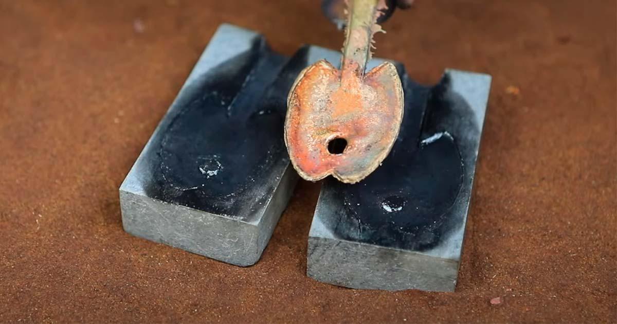 Must Farm razor. Source: YouTube Screenshot / AncientCraftUK.