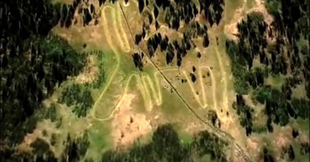 Mysterious 6,000-year-old Moose Geoglyph in Russia