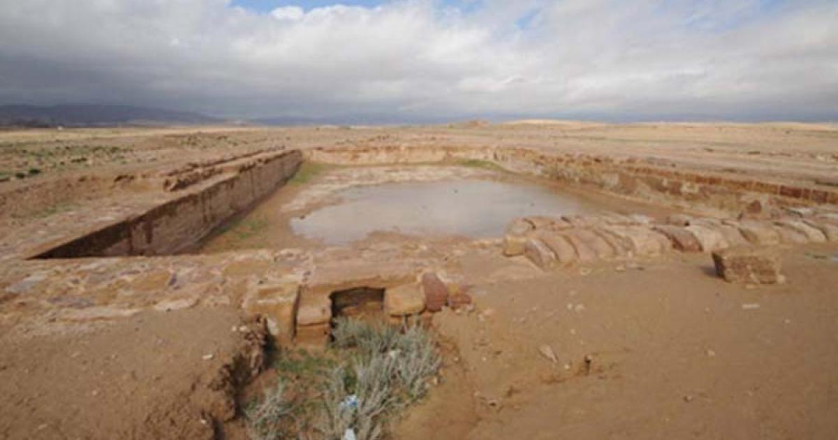 The Nabateans built this reservoir at the Nabataean city of ancient Hawara, modern Humayma or “Humeima”. Source: Larry W. Mays