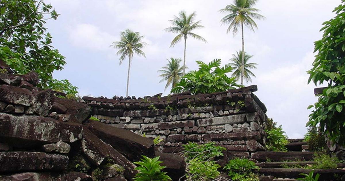 Age of First Chief's Ancient Tomb Reveals Pacific Islanders Invented New Kind of Society
