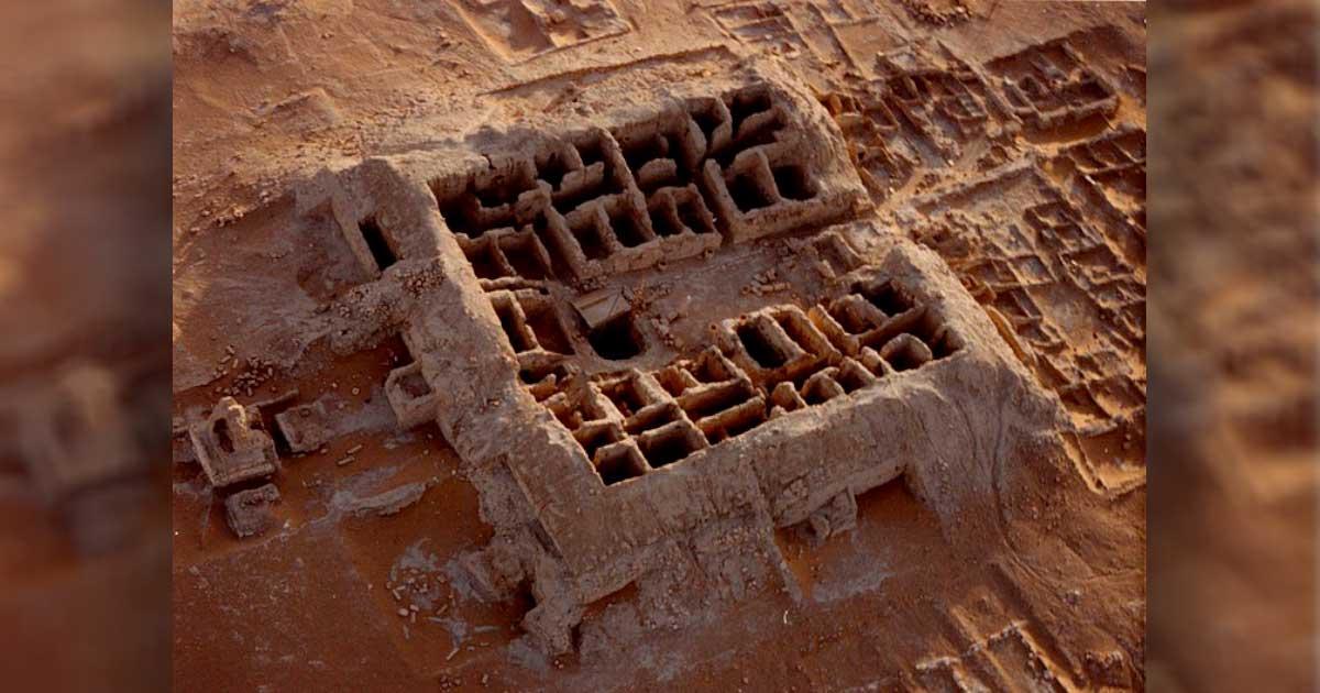 Aerial view of the Al-Faw archaeological site, home to a neolithic settlement, in Saudi Arabia. Source: CC BY-SA 4.0