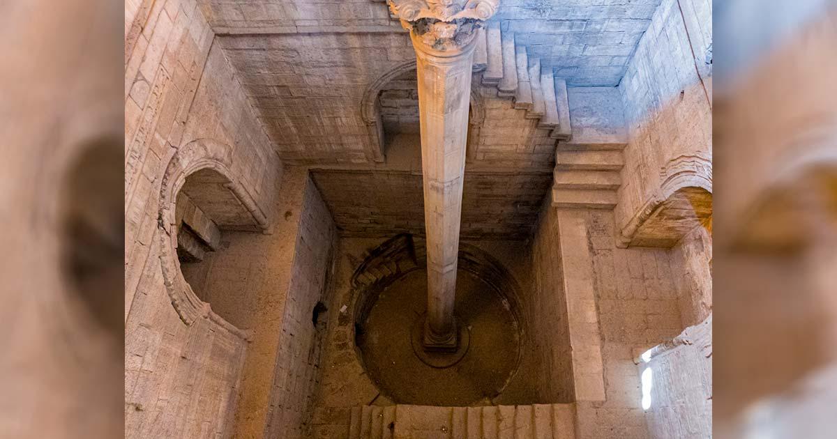 Interior of Nilometer in Cairo. Source: rninov / Adobe Stock.