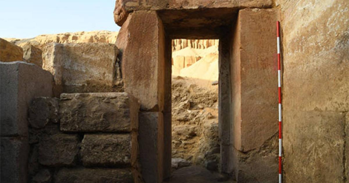 Portal entrance at King Nyuserre's Valley Temple, near Abusir, Egypt