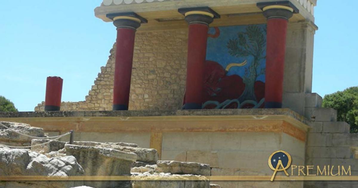 Knossos, Crete: View of the North Gate Fresco