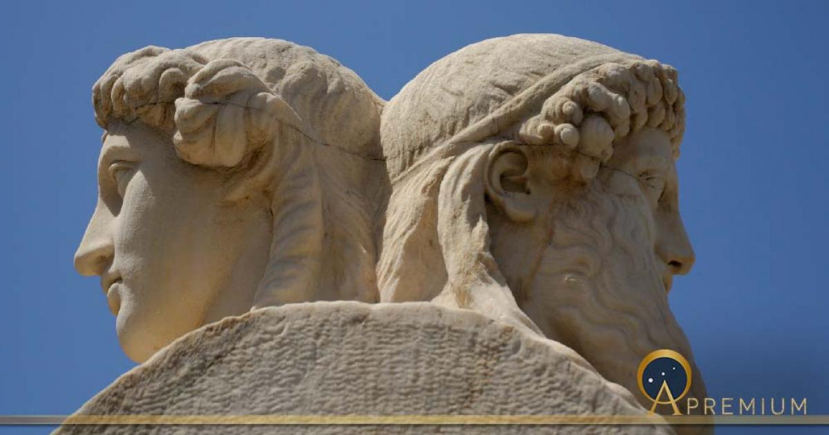 Statue of Hera and Zeus at Panathenaic stadium, Athens. (Sean Wallace-Jones / Adobe Stock)