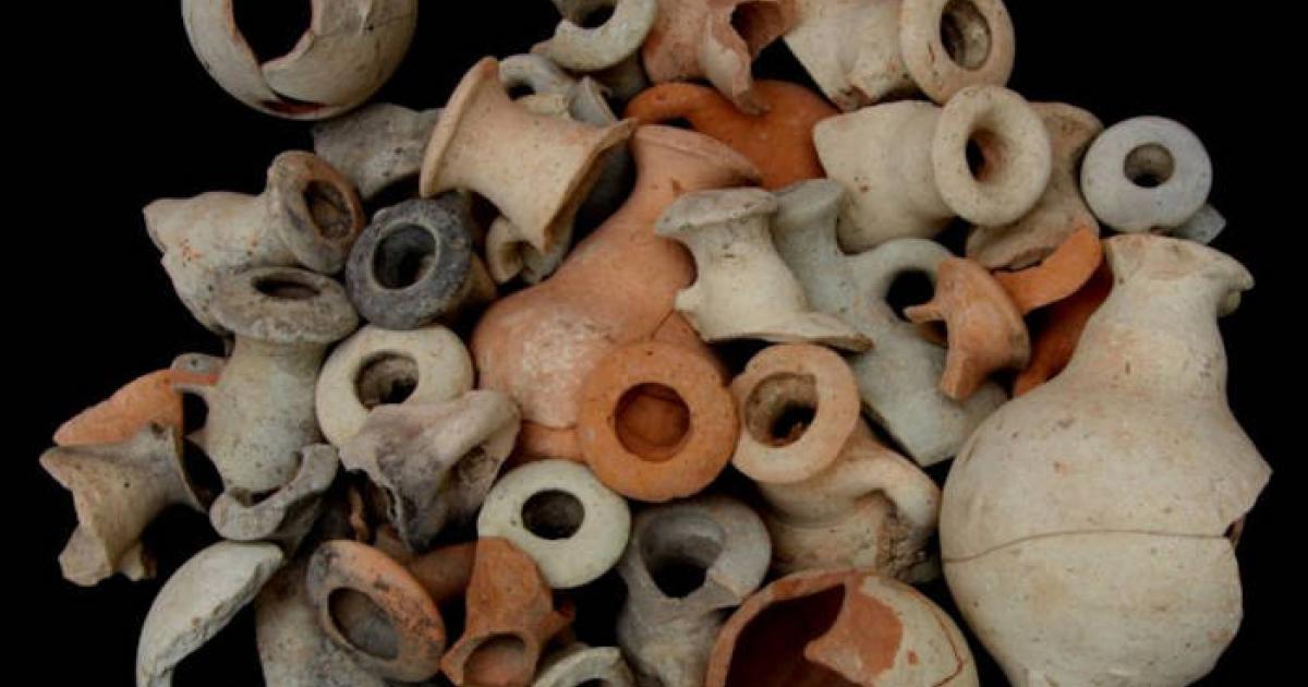 A selection of “Phoenician oil bottles”, from Motya, Sicily