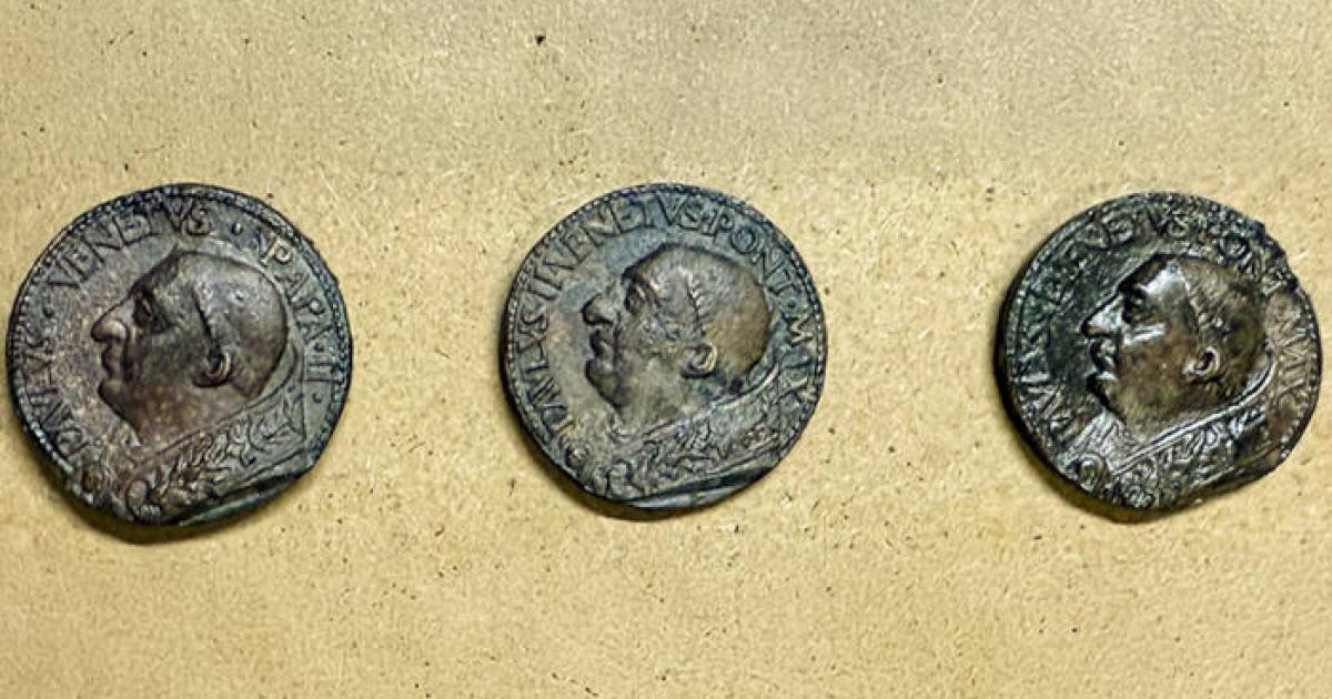 The medals of Pope Paul II discovered at Palazzetto Venezia, Rome