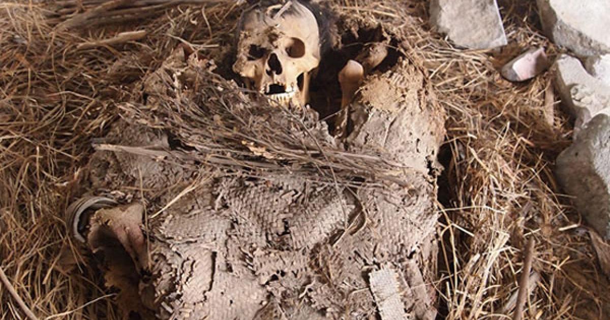 Pre-Hispanic mortuary bundle in Mexico