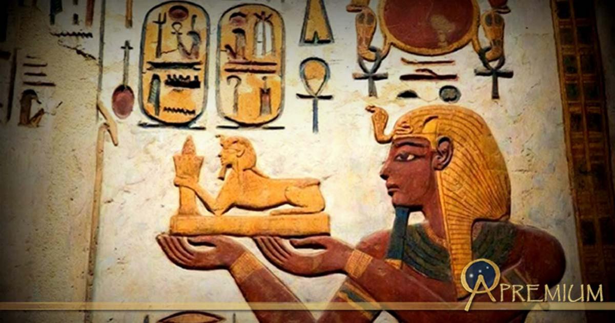 A painted relief shows Ramesses III making offerings to the gods in the sanctuary of the temple of Khonsu at Karnak. Design by Anand Balaji.