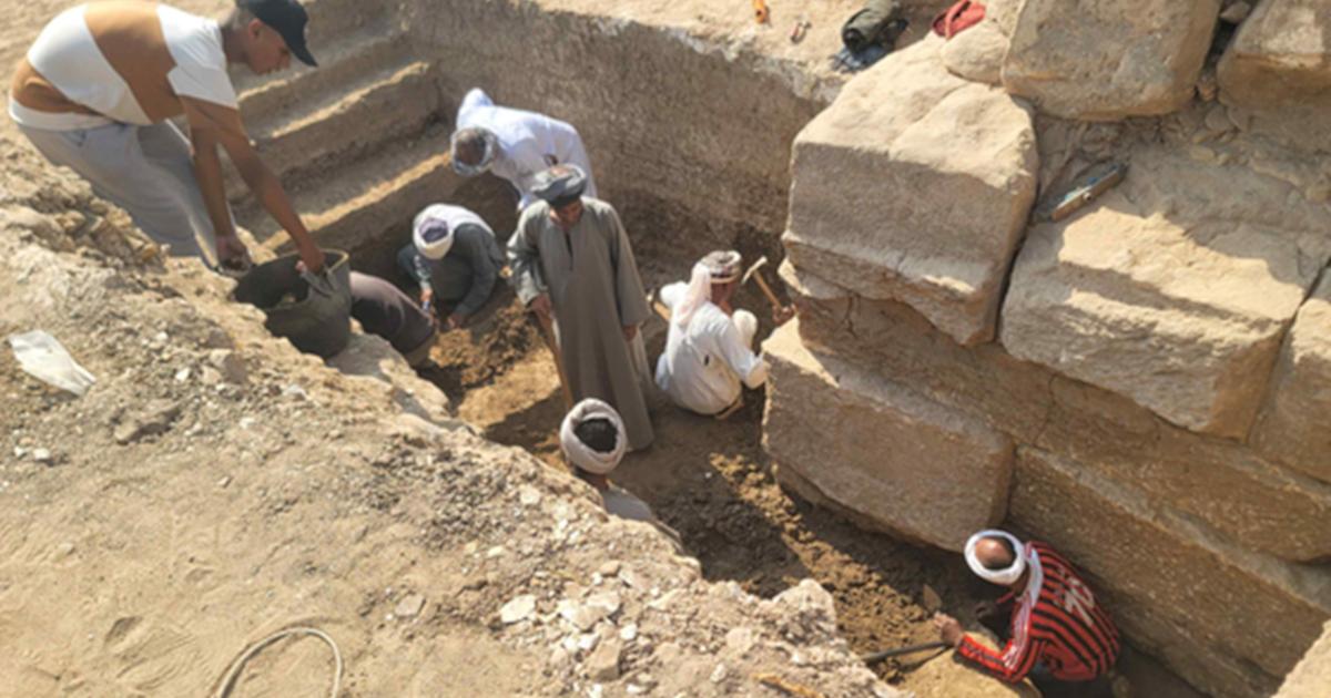 Excavations at the Ramesseum at Thebes, Luxor. 