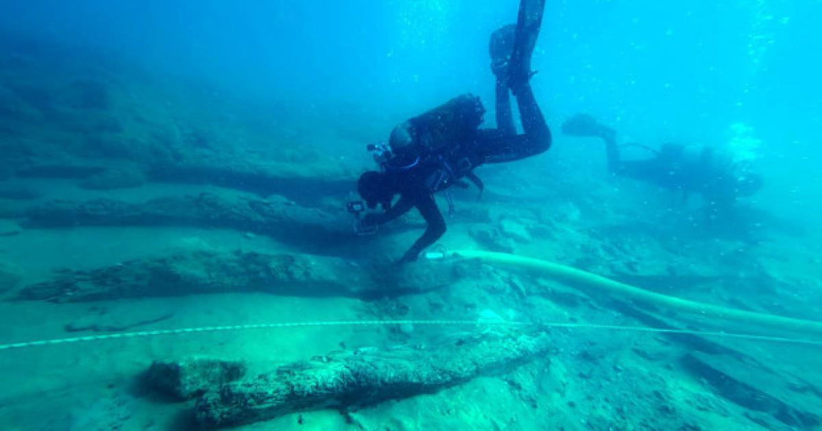 A marine archaeologist working at the Gela II site off Sicily. 