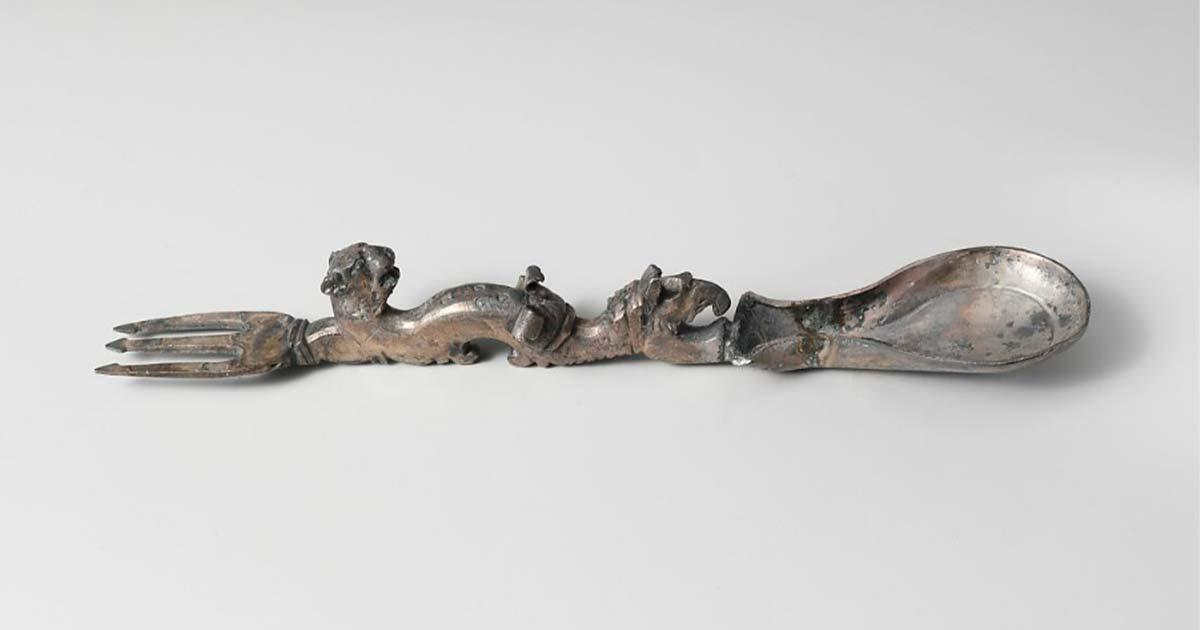 Roman silver spoon and fork. Source: Metropolitan Museum of Art / Public Domain.