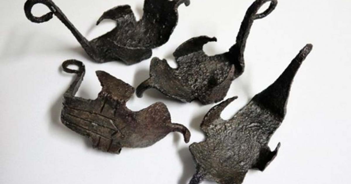 A set of four ‘hipposandals’ or Roman horseshoes found at Vindolanda.