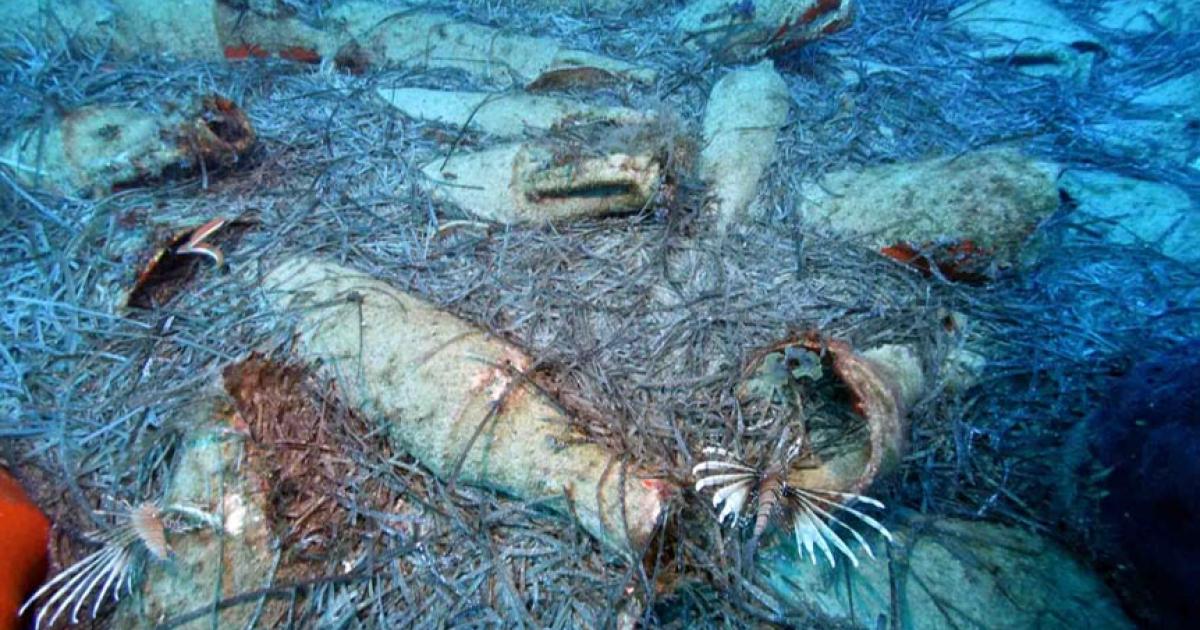 A Roman shipwreck with amphorae as cargo has been found off the coast of Cyprus. 