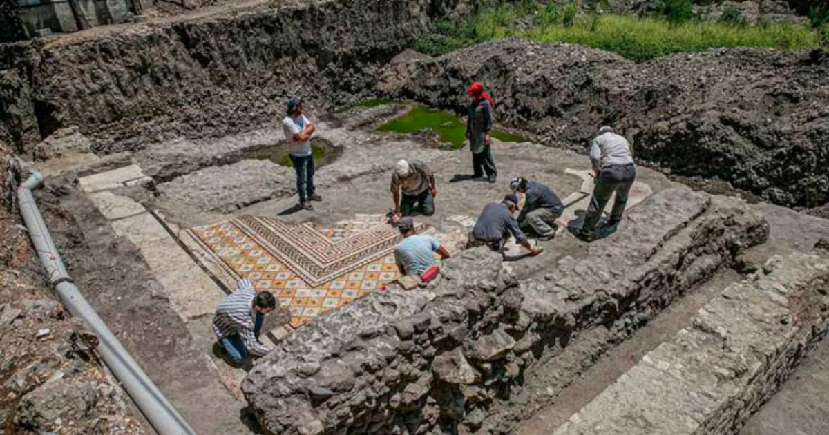 Roman villa with mosaic uncovered in Hatay. Source: Anadolu Agency