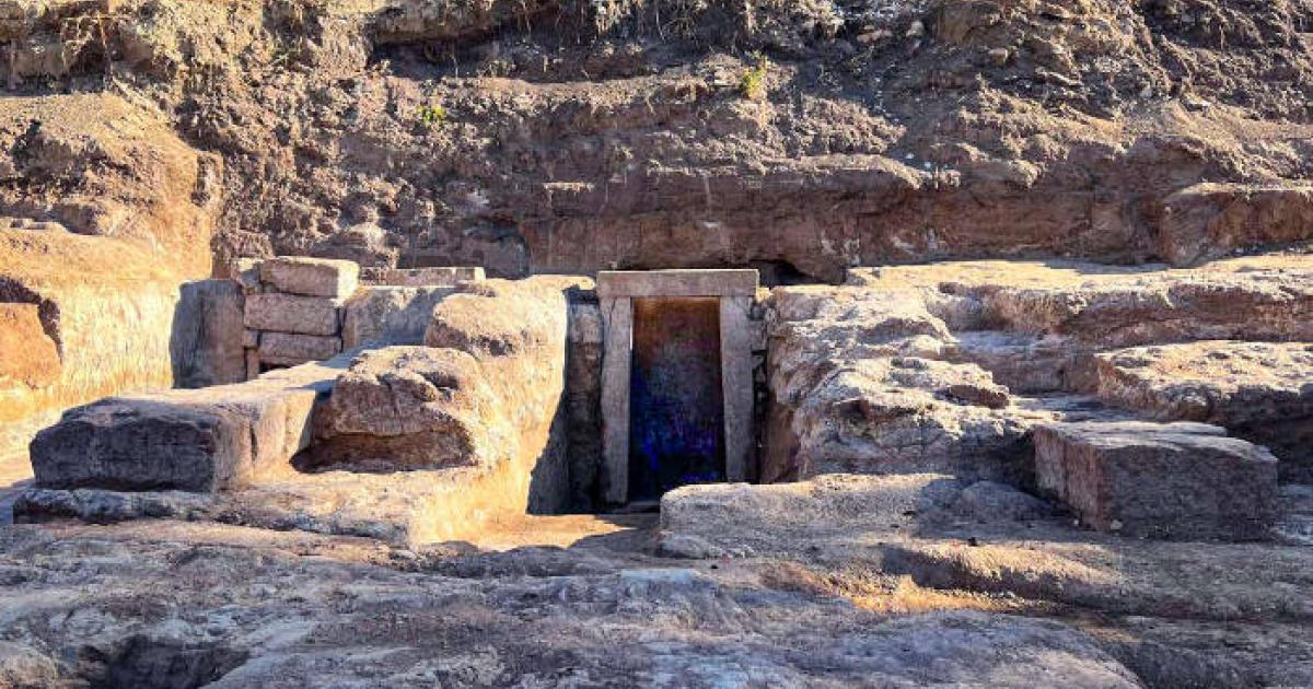 Roman rock cut tombs