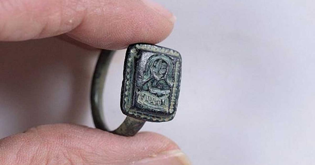 The ring found by gardener Dekel Ben-Shitrit thought to depict St. Nicholas with a bishop's crook. 